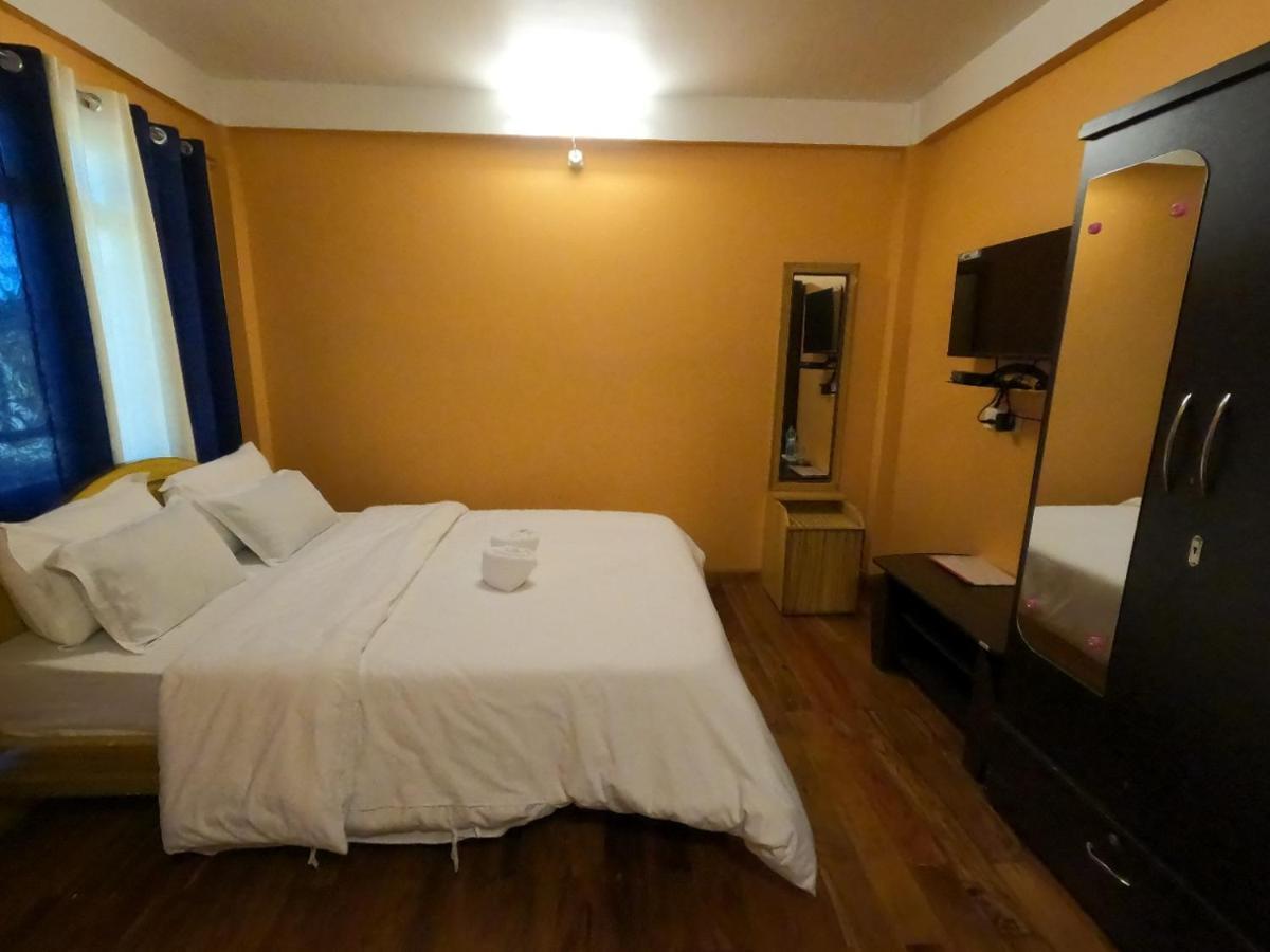 Aurora Guest House Shillong Zewnętrze zdjęcie