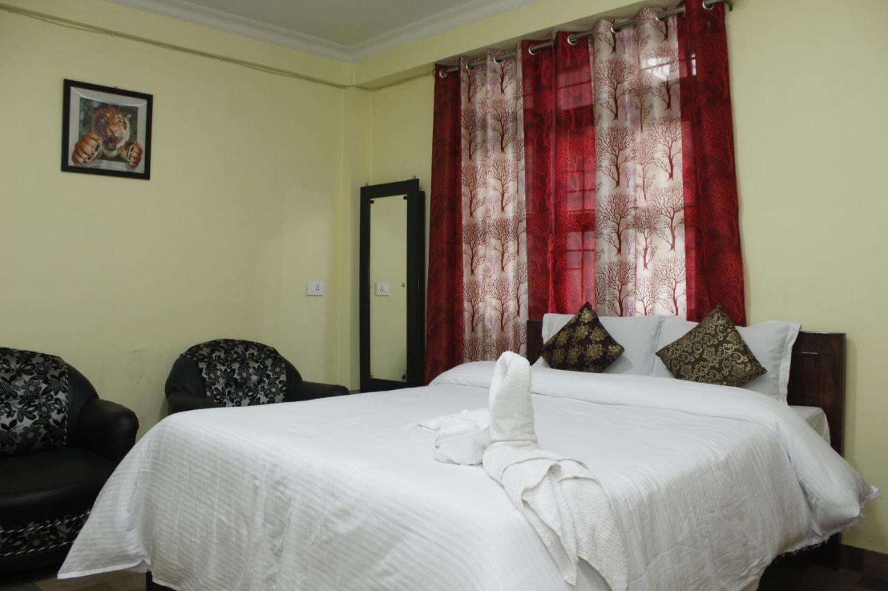 Aurora Guest House Shillong Zewnętrze zdjęcie