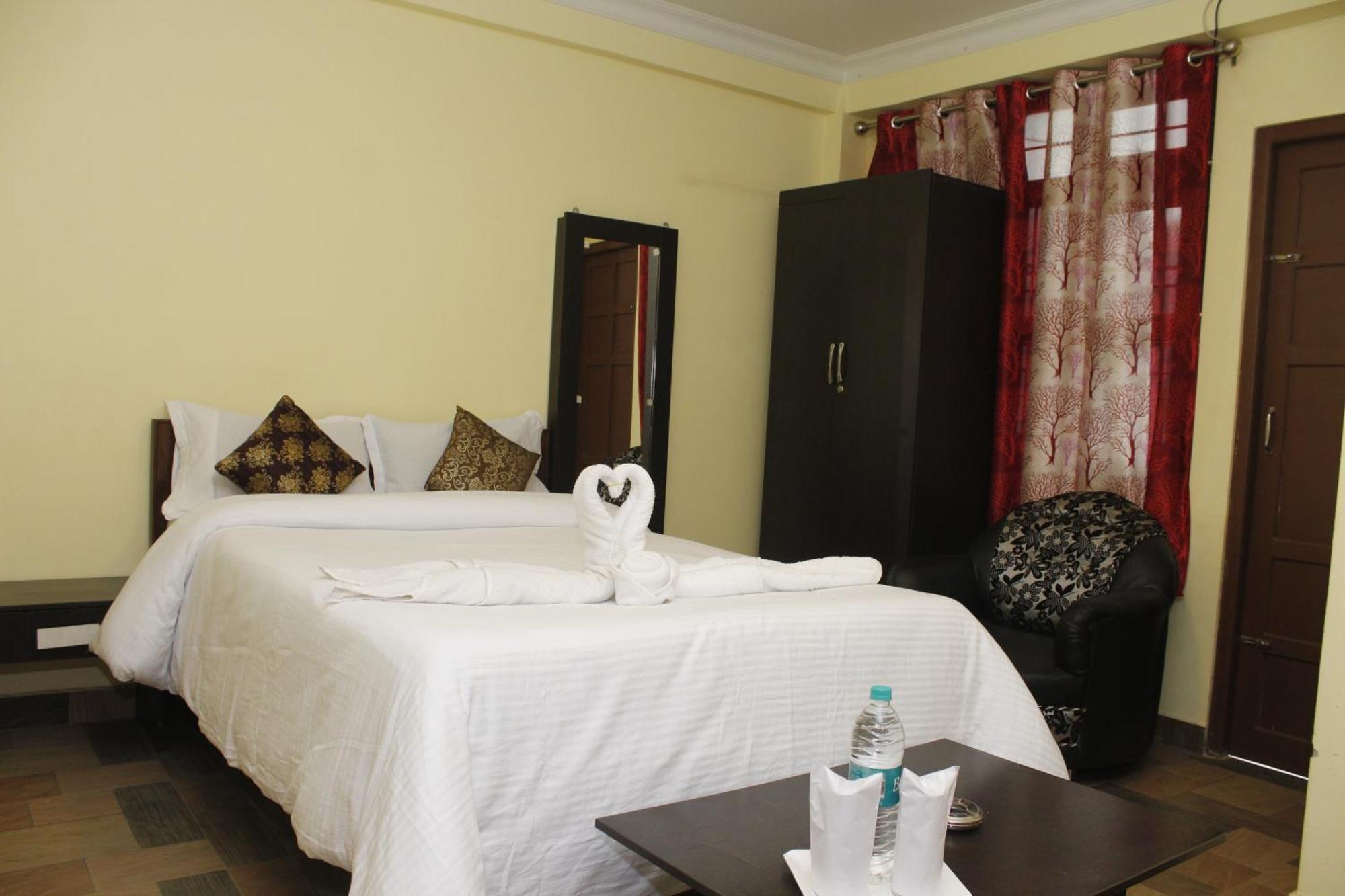 Aurora Guest House Shillong Zewnętrze zdjęcie