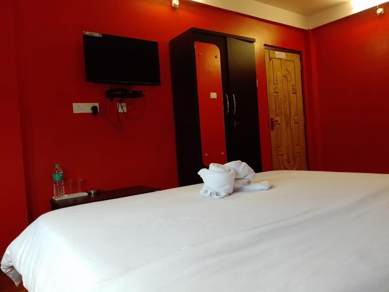 Aurora Guest House Shillong Zewnętrze zdjęcie