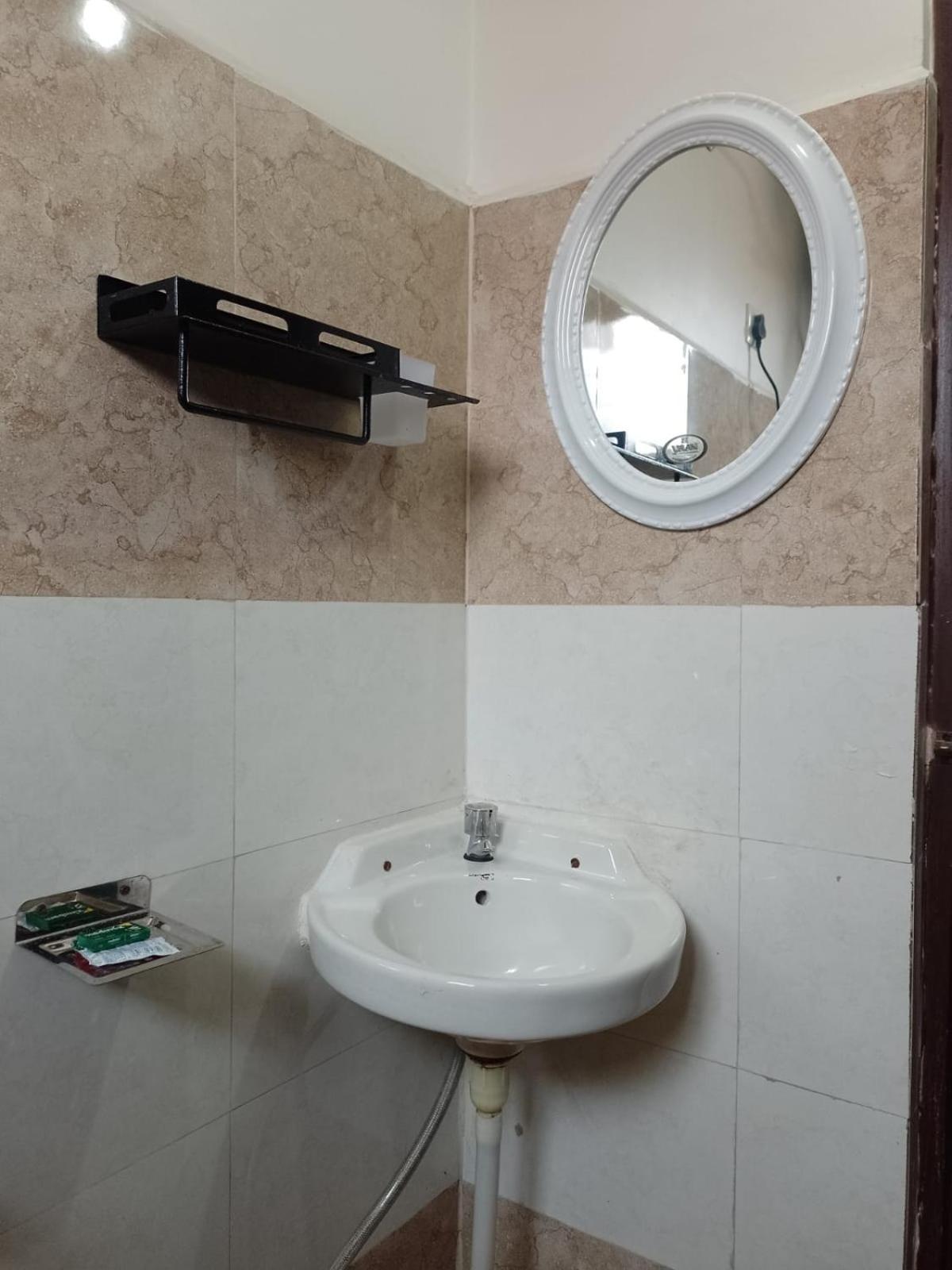 Aurora Guest House Shillong Zewnętrze zdjęcie